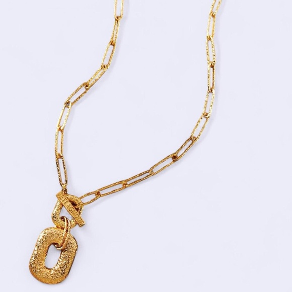 Gold Chain Necklace - Picture 4 of 8